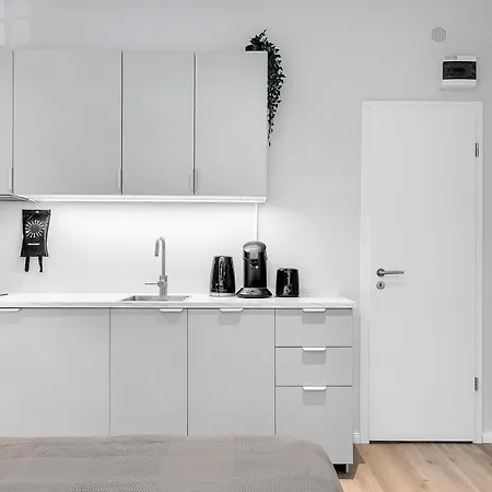 Modern In Downtown *